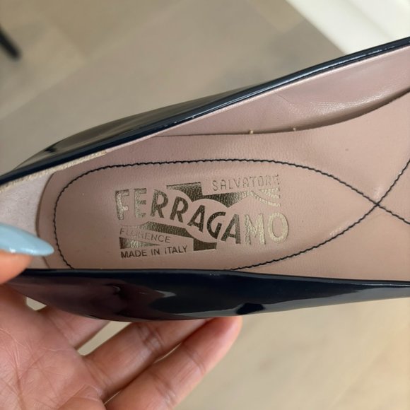 Salvatore Ferragamo Navy Varina Ballet flats size 5.5 - Picture 7 of 8